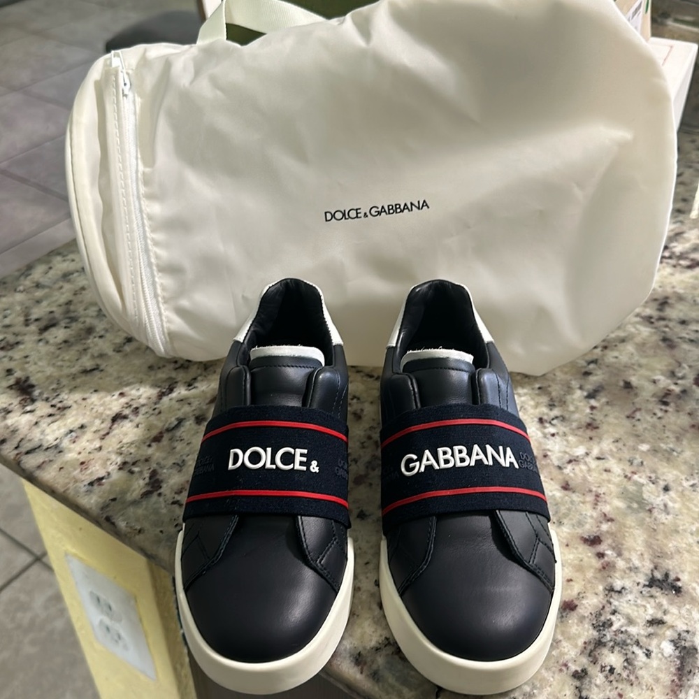 Zapatos nuevos de niño un solo uso color azul turquí talla 31